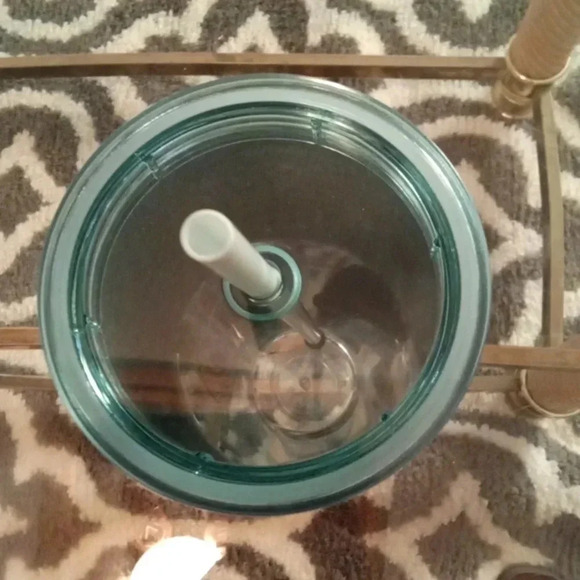 Starbucks Tumbler 24oz Holiday 2020 venti - Picture 3 of 5